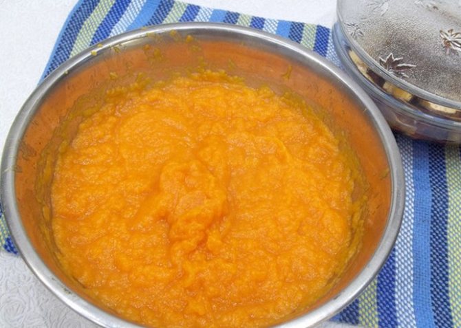 тарелка с тыквой